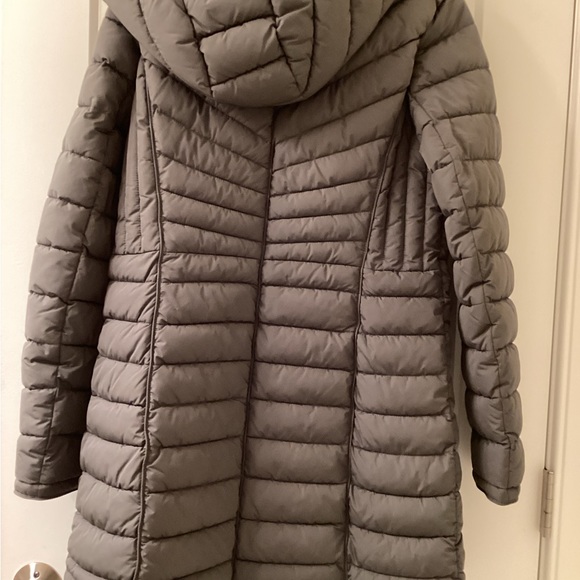 Michael Kors Packable Jacket - Picture 11 of 13